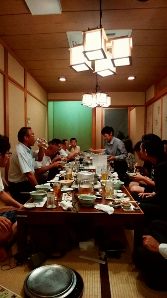 懇親会