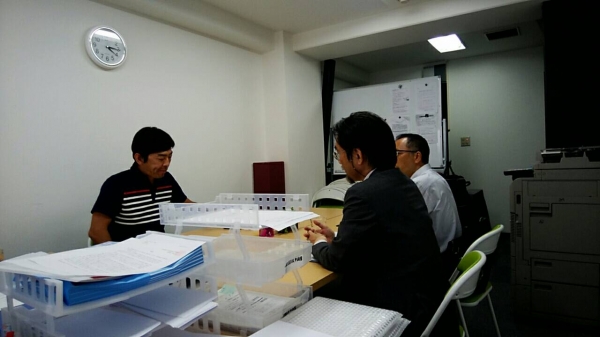 電通さん　打ち合わせ